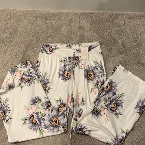 Size Large Floral lounge pants